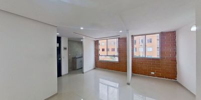 954FR0536

Acogedor apartamento de 49 m² ubicado en el conjunto Puerto Conga, en el barrio Ciudad de los Puertos. Dispone de 2 habitaciones, 1 baño, cocina integral y sala de estar, ideal para parejas o familias pequeñas. Situado en el piso 2, con estrato 2 y antigüedad de 6 años, ofrece una excelente relación entre confort y economía. Cuenta con pisos en cerámica, gas natural, vista exterior y garaje comunal. Perfecto para quienes buscan un espacio funcional, tranquilo y bien ubicado para disfrutar de una vida práctica y cómoda.
