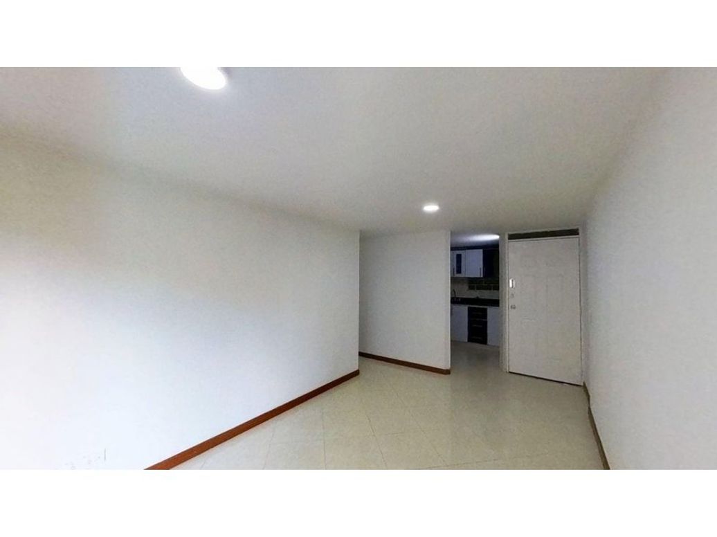 Apartamento de 3 alcobas en venta en Bavaria, Bogotá, 60 m² · foto 2 de 13