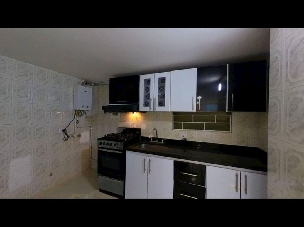 Apartamento de 3 alcobas en venta en Bavaria, Bogotá, 60 m² · foto 9 de 13