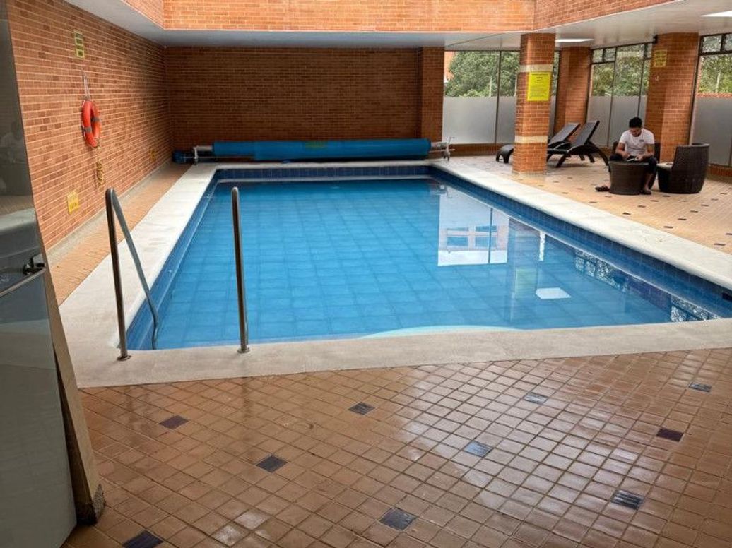 Apartamento de 3 alcobas en venta en Centro Norte Usaquen, Bogotá, 228 m² · foto 12 de 14