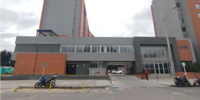  

 

¡Excelente oportunidad en el norte de la ciudad!
Se vende acogedor apartamento en el Conjunto Residencial Los Tulipanes, ubicado a pocas cuadras de la Autopista Norte.

✨ Características del apartamento:


 
 2 cómodas alcobas con closets
 
 
 1 baño totalmente remodelado
 
 
 Cocina abierta, moderna, con zona de ropas
 
 
 Calentador a gas de paso
 


? Zonas comunes del conjunto:


 
 Parque infantil
 
 
 Jardines
 
 
 Salón social
 
 
 Vigilancia 24/7 para tu tranquilidad
 


¡Ideal para familias o como inversión! Agenda tu cita y conócelo hoy mismo.

 

 

 

 

 
