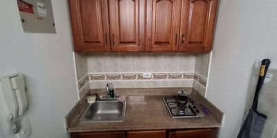 Área 48 mts, cocina integral, 1 alcoba, 1 closet, sala comedor, 1 baño, zona de ropas.