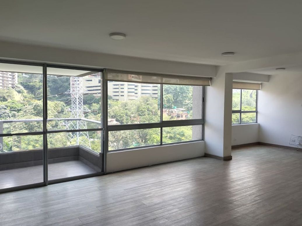 Apartamento en Arriendo en SAN DIEGO, La Candelaria, Medellín en Loma San Julian
