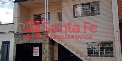 LA PROPIEDAD CUENTA CON RED DE GAS, 1 NIVEL, SALA, COMEDOR, COCINA SENCILLA, PISO EN BALDOSA, PATIOS CUBIERTOS.
 INMUEBLE SUJETO A VERIFICACIÓN DE DISPONIBILIDAD.