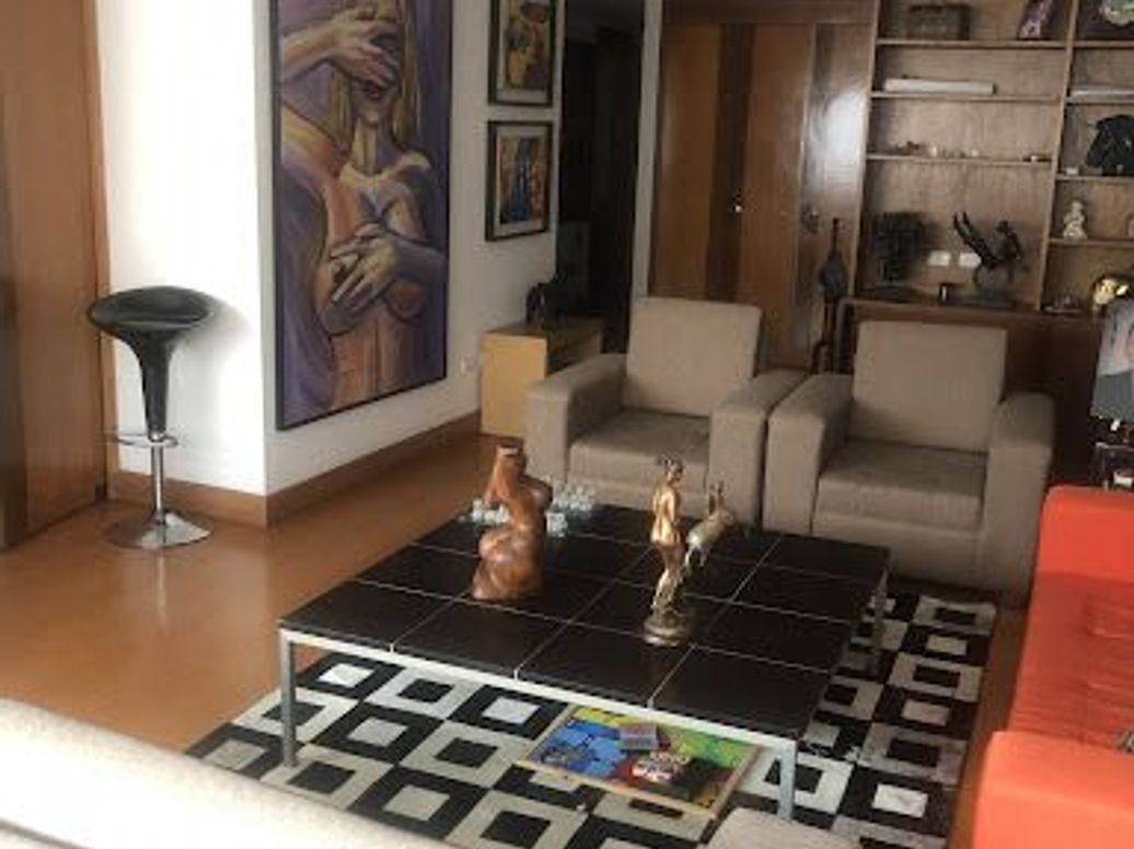 Apartamento de 3 alcobas en venta en Santa Barbara, Bogotá, 134 m² · foto 6 de 14