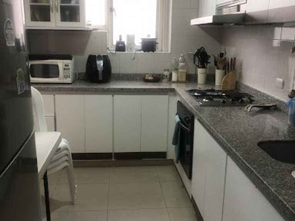 Apartamento de 3 alcobas en venta en Santa Barbara, Bogotá, 134 m² · foto 9 de 14