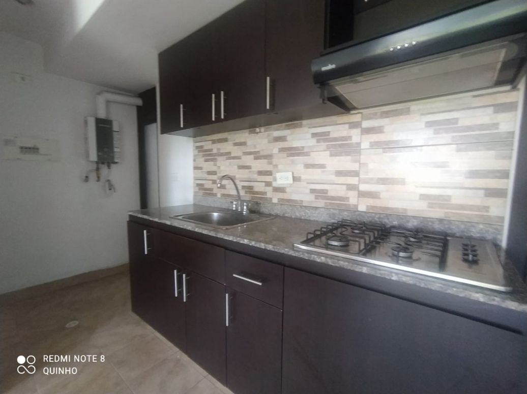 Apartamento de 2 alcobas en venta en Granada Norte, Bogotá, 42 m² · foto 5 de 20
