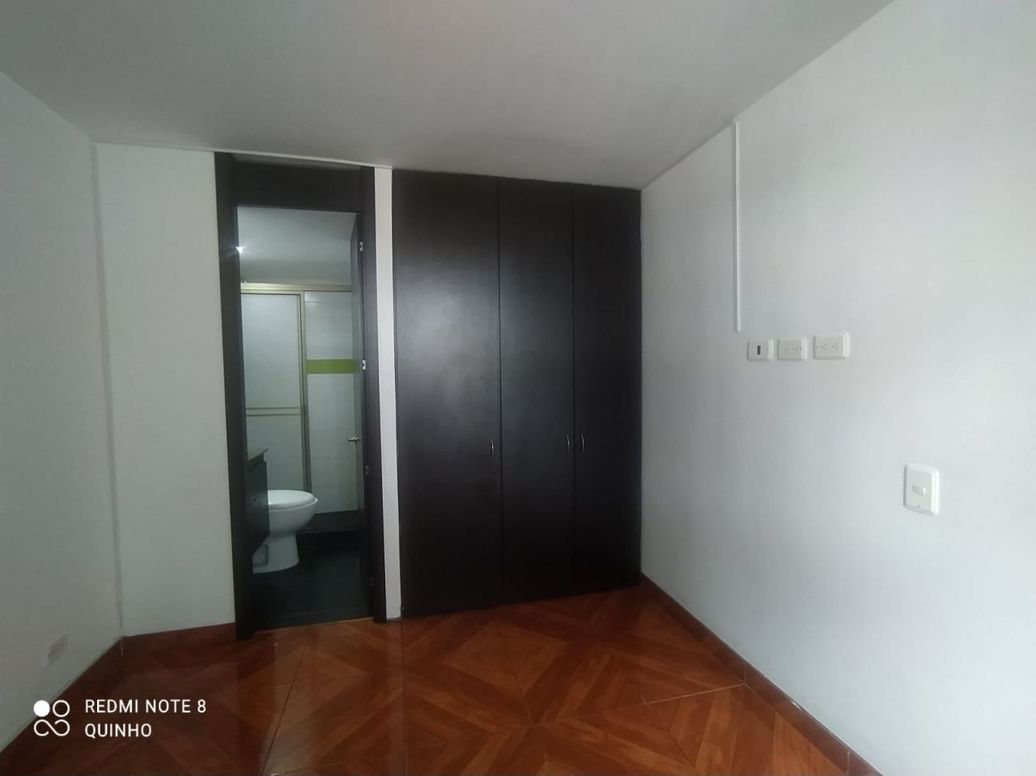 Apartamento de 2 alcobas en venta en Granada Norte, Bogotá, 42 m² · foto 18 de 20