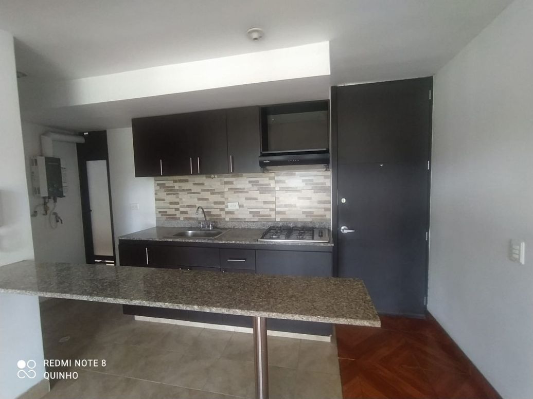 Apartamento de 2 alcobas en venta en Granada Norte, Bogotá, 42 m² · foto 4 de 20