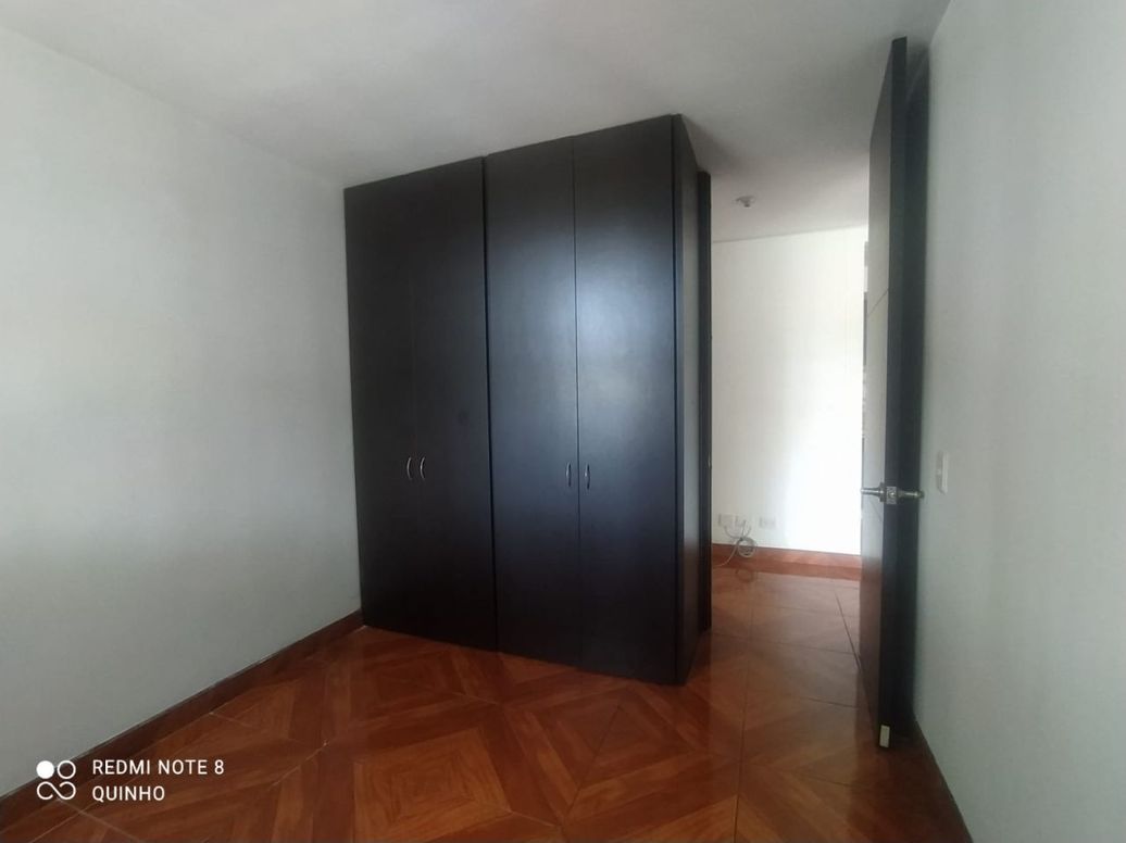 Apartamento de 2 alcobas en venta en Granada Norte, Bogotá, 42 m² · foto 8 de 20