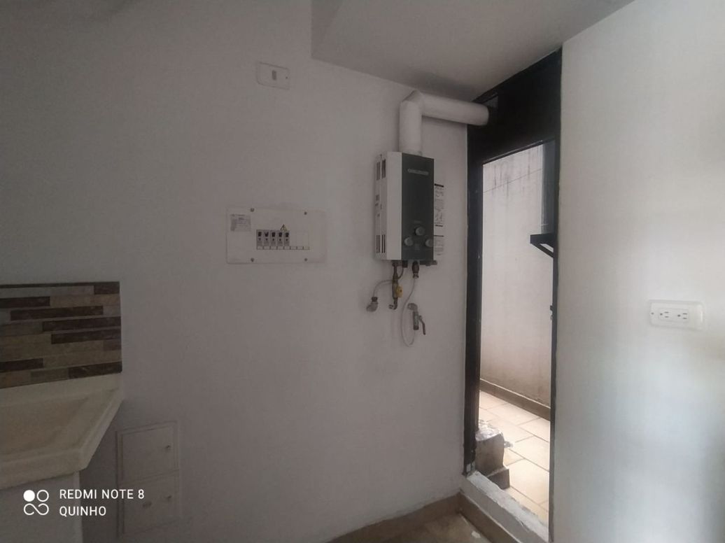 Apartamento de 2 alcobas en venta en Granada Norte, Bogotá, 42 m² · foto 15 de 20