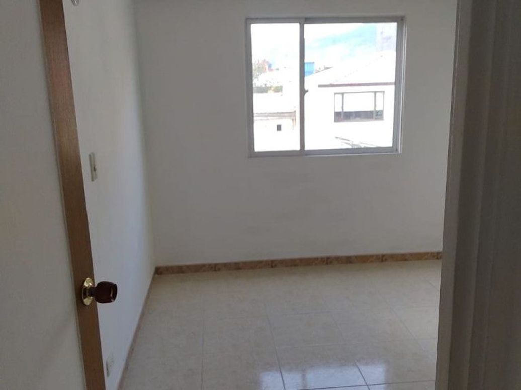 Apartamento de 2 alcobas en venta en Estrella Del Norte, Bogotá, 42 m² · foto 11 de 19