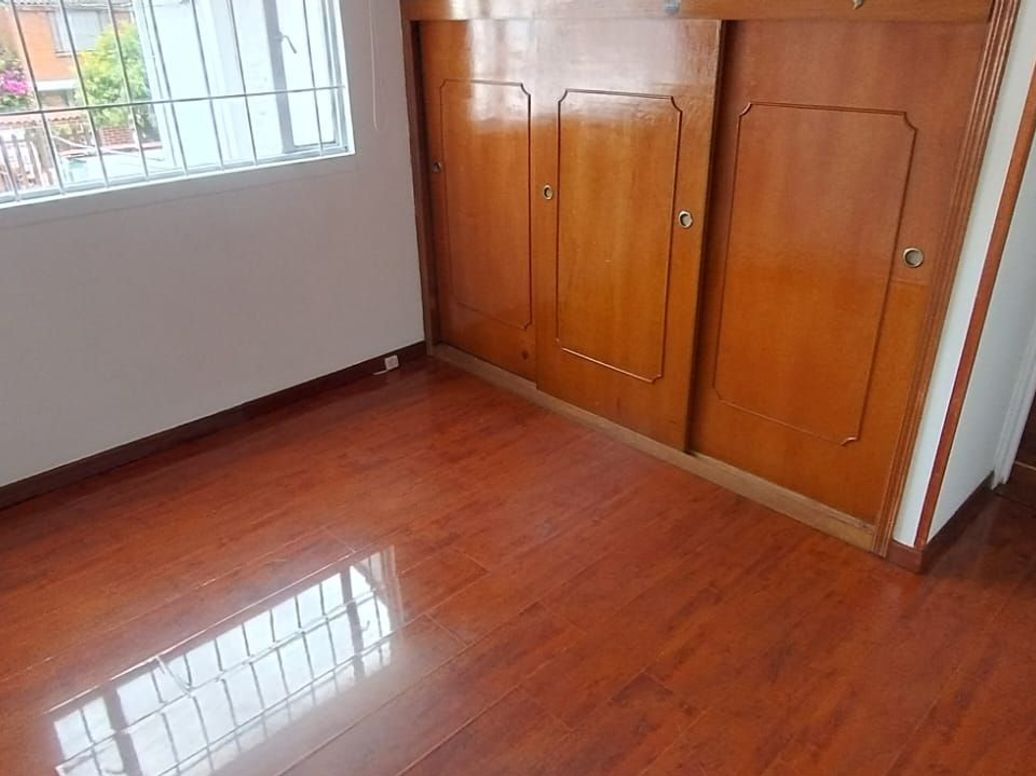 Casa de 5 alcobas en venta en Villa Claudia, Bogotá, 180 m² · foto 18 de 20