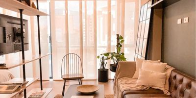 Hermoso aparta estudio, amoblado, tiene parqueadero, el edificio esta muy completo , con una excelente ubicacion, esta propiedad es ideal para RENTAS CORTAS, esta cerca a supermercados, gimnasio, variedad de bares y restaurantes, con una excelente rentabilidad mensual. 