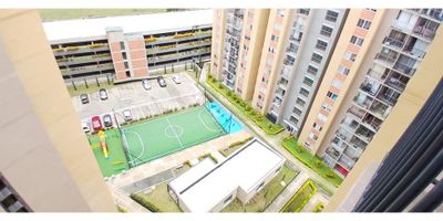 ¡Descubre este APARTAMENTO soñado en Rionegro!

Se arrienda apartamento para estrenar en unidad cerrada ubicado en el municipio de Rionegro, Antioquia, sector vía antigua Rionegro, Marinilla. Esta hermosa propiedad de 56m2; te ofrece:
2 habitaciones con closets
2 baños cabinados
Sala comedor
Cocina integral
Patio de ropas
1 balcón
Puerta vidriera y ventanas con blackouts
2 Parqueaderos cubiertos
Cuarto útil

La unidad cuenta con piscina, gimnasio, salón social, ascensores, portería 24 horas, parqueaderos de visitantes, senderos ecológicos, zona infantil, 2 canchas sintéticas.

Ubicación privilegiada:
Te ofrece la tranquilidad y belleza de la naturaleza, queda cerca de universidades, colegios, clínicas, centros comerciales y facilidad de transporte público. Todo a tu alcance.

Este apartamento es una oportunidad única para vivir en un entorno seguro y tranquilo.

No te pierdas esta oportunidad.
