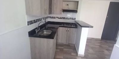 Se arrienda apartamento de 55 m en ItagíCuenta con 2 habitaciones, 2 baños, sala-comedor, cocina integral, balcón, zona de ropas y parqueadero sencillo, descubierto y privado. Zonas comunes ascensor, portería 24 horas, piscina y zona de juegos.