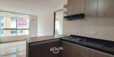 [ARR] ID HOUM: 160931

Entérate de todos los beneficios al arrendar con nosotros:
    • Asistencia e intermediación con el propietario
    • Firma tu contrato online
    • Arrienda sin burocracia, sin papeleos ni notarías

Departamento en arriendo, ubicado en el barrio Lagos de Torca, con una superficie construida de 39.00 m² y superficie total de 40.00  m². 

Sus principales características son:

    • No amoblado
    • 2 dormitorios
    • 2 baños
    • Admite mascotas
    • Año de construcción: 2024
            
Además, el inmueble cuenta con las siguientes amenidades:

    • Salón de eventos
    • Vigilancia 24 hrs
    • Ascensor
    • Zona de juegos
    • Gimnasio
    • Lavandería
    • Zona de asadores

Si arriendas con nosotros, te brindamos asesoría personalizada durante todo el proceso.

Requisitos para arrendar con nosotros:

    • Arrienda sin codeudor*, fácil, rápido y seguro
    • Demuestra un ingreso mensual neto de al menos 2.5 veces el valor del arriendo (los ingresos mensuales se pueden complementar por las personas que vivirán en este inmueble)
    • Completa tu información básica y mándanos tus extractos bancarios o documentos que demuestren tus ingresos
    • No debes tener reportes negativos en centrales de crédito
        

IMPORTANTE:

    • Te invitamos a agendar una visita a esta propiedad
    • Si tienes alguna duda por favor puedes solicitar más información desde los portales como también contactarte directamente con nosotros
    
Más que una inmobiliaria, somos Houm.
*Aplican T&C