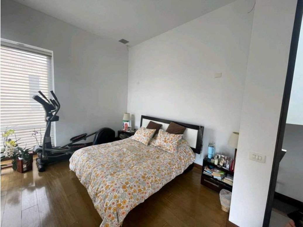 Casa de 4 alcobas en venta en Cerros De Suba, Bogotá, 311 m² · foto 7 de 7