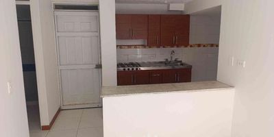 [VEN] ID HOUM: 160917

En Houm te ayudamos de forma fácil y segura. Los beneficios de comprar con nosotros:
    • Te ayudamos a conseguir financiamiento a través de una asesoría personalizada
    • Mediación y seguimiento de todo el proceso
    • Ponemos a tu disposición profesionales en notariado, registro y asesoría jurídica
¡Solo te preocupas de las firmas!

Departamento en venta, ubicado en el barrio El Sol, con una superficie construida de 54.20 m² y superficie total de 54.20 m². 

Sus principales características son:

    • 3 dormitorios
    • 2 baños
    • No Admite mascotas
    • Año de construcción: 2016
            
Si compras con nosotros, te brindamos asesoría personalizada durante todo el proceso.
        
Más que una inmobiliaria, somos Houm.
*Aplican T&C