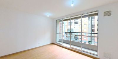 Tu nuevo hogar te espera: comodidad, seguridad y bienestar en un solo lugar

Este apartamento ha sido pensado para quienes valoran la tranquilidad, el confort y los espacios que invitan a disfrutar la vida en familia. Cada rincón combina funcionalidad y calidez, ofreciendo ambientes acogedores, bien distribuidos y llenos de luz.

Su entorno es ideal para quienes desean vivir con paz y facilidad de acceso, rodeados de zonas verdes, espacios de recreación y con la seguridad que brinda un conjunto cerrado con vigilancia permanente.

Libre de gravamen y con la posibilidad de financiación por todos los bancos, este es el momento perfecto para dar el paso hacia el hogar que tanto has soñado.

Agenda tu visita y siente cómo este lugar puede convertirse en el escenario donde comienzan tus mejores momentos.

H1.
