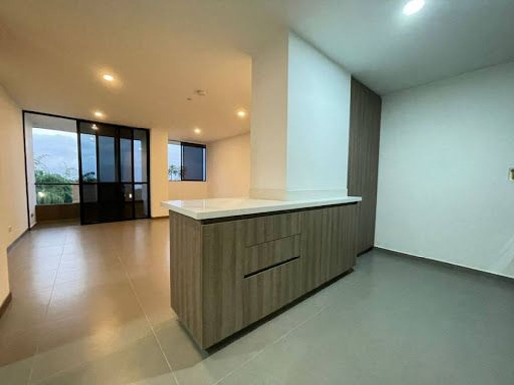ARRIENDO de APARTAESTUDIO en LOMA DEL ESCOBERO, ENVIGADO en Loma Del Escobero