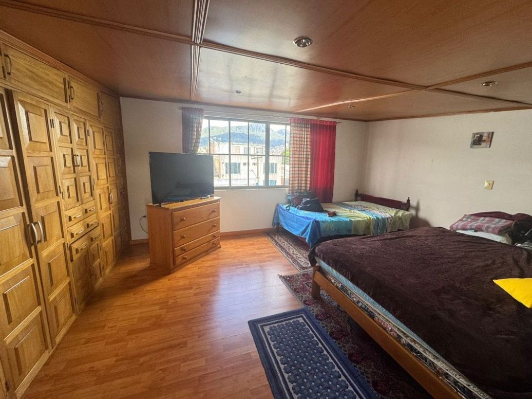 Apartamento de 6 alcobas en venta en Ciudad Berna, Bogotá, 150 m² · foto 13 de 18