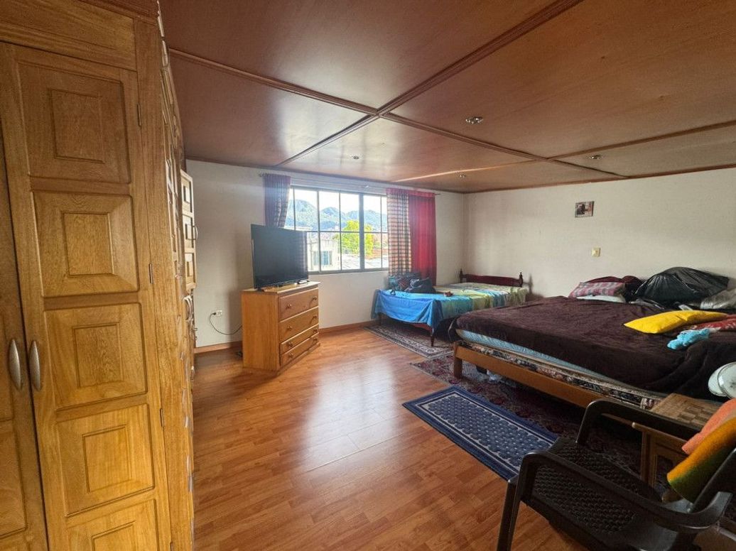 Apartamento de 6 alcobas en venta en Ciudad Berna, Bogotá, 150 m² · foto 16 de 18