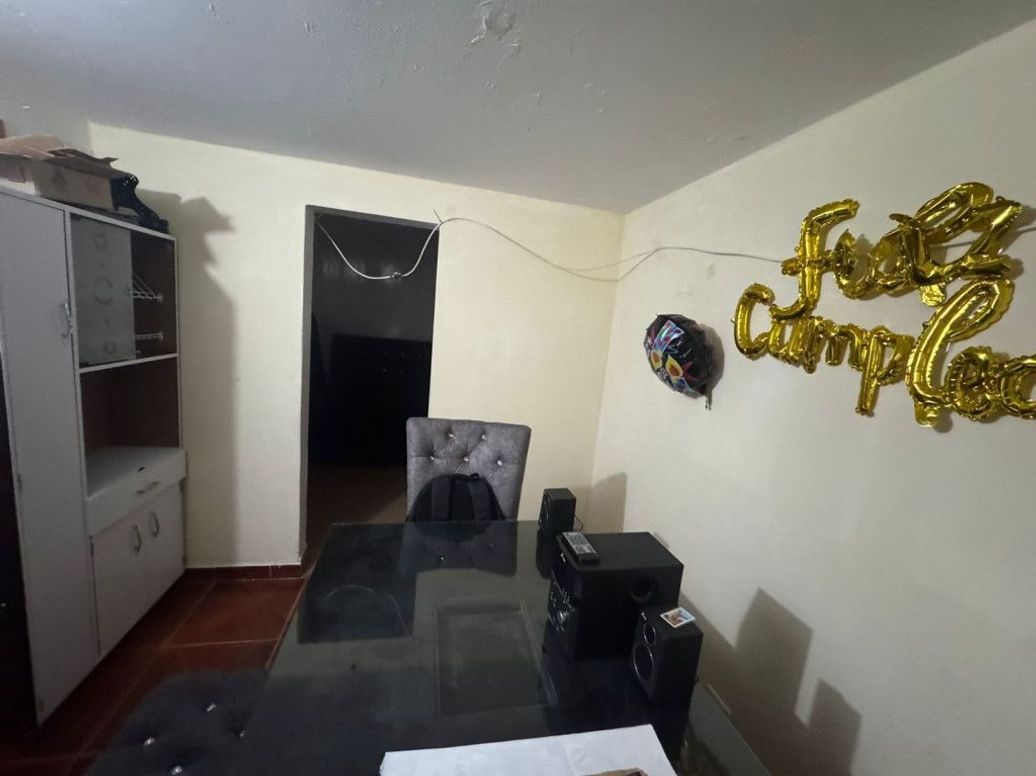 Casa de 7 alcobas en venta en Altos Del Poblado, Bogotá, 295 m² · foto 4 de 12