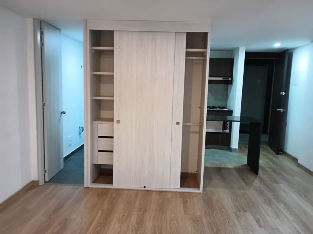 Apartaestudio en venta en Santa Barbara, Bogotá, 33 m² · foto 3 de 11