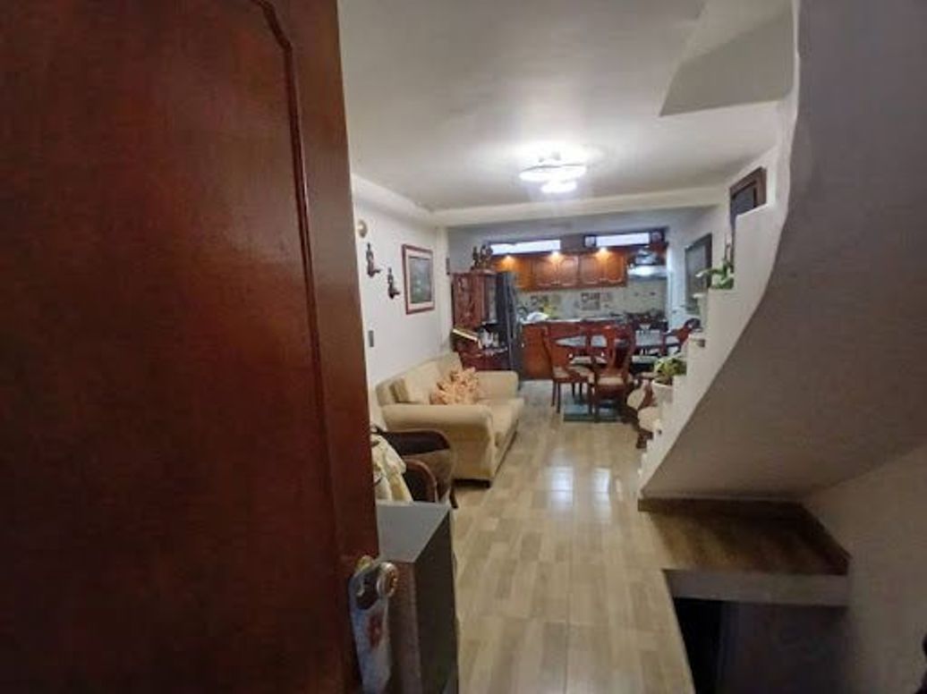 Casa de 4 alcobas en venta en Plazuelas Del Virrey, Bogotá, 120 m² · foto 8 de 20