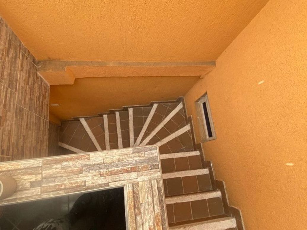 Casa de 8 alcobas en venta en San Carlos, Bogotá, 394 m² · foto 10 de 14