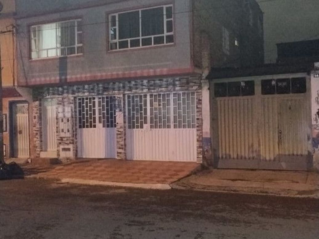 Casa de 8 alcobas en venta en San Carlos, Bogotá, 394 m² · foto 13 de 14