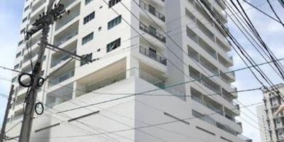 APARTAMENTO EXTERIOR, AMPLIO EN TODOS SUS ESPACIOS, CUENTA CON BUENA ILUMINACION, BUENOS ACABADOS, FRESCO, CUENTA CON BALCON CON VISTAS AL MAR.