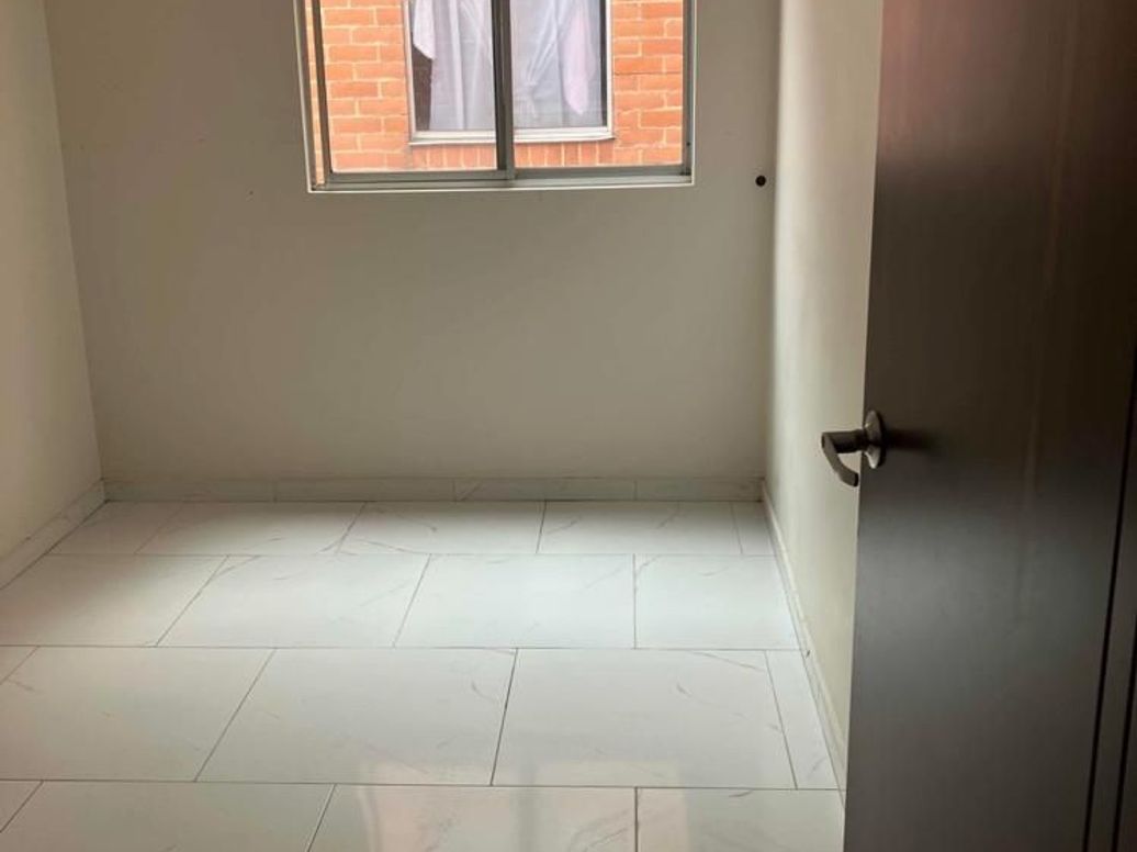 Apartamento de 2 alcobas en venta en Libertador, Bogotá, 42 m² · foto 15 de 20