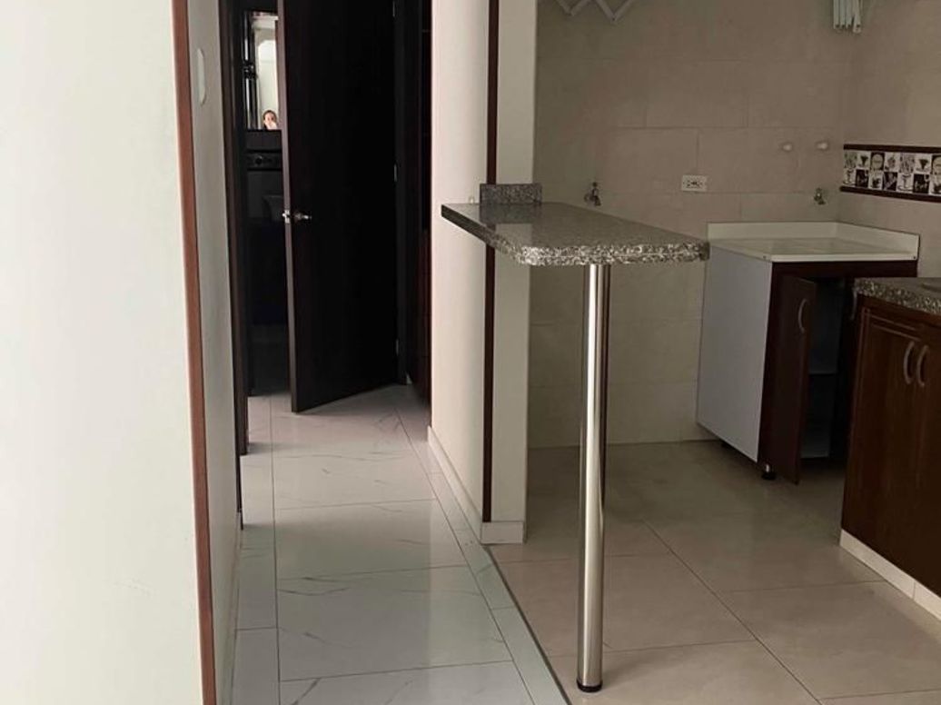 Apartamento de 2 alcobas en venta en Libertador, Bogotá, 42 m² · foto 13 de 20