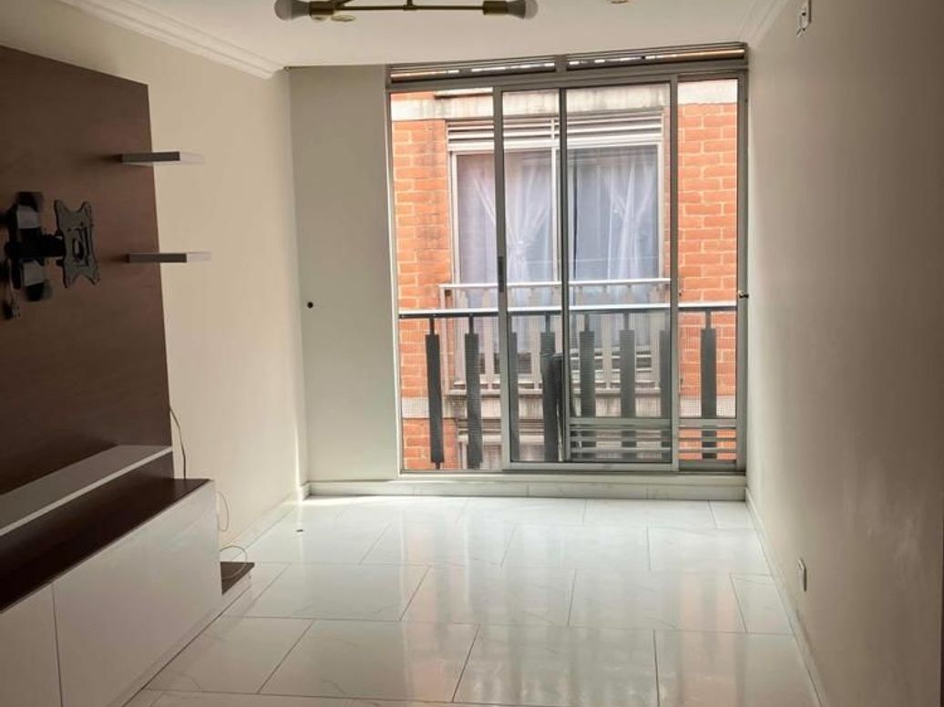 Apartamento de 2 alcobas en venta en Libertador, Bogotá, 42 m² · foto 3 de 20