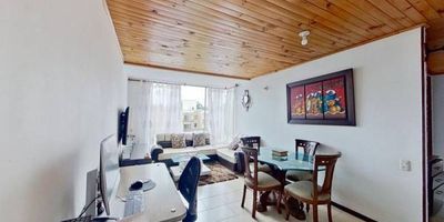 Apartamento en venta de 64 M², con vista exterior, ubicado en un 5°to piso (Torre C Apto 502), acceso por escaleras, parqueadero propio cubierto (108). Consta de 3habitaciones, 2 baños, sala comedor, cocina integral y zona de lavandería. Tiene piso cerámico en todas sus zonas. La unidad cuenta con zonas verdes, zona para niños, salón social, piscina y vigilancia privada las 24 horas. Cerca a centro comercial Brisas del Limonar; cerca a almacenes de cadena como Tiendas D1 y Ara; cerca a colegio Reyes Católicos; cerca a universidad Santiago de Cali; cerca a estación del MIO Simón Bolívar; Vías de acceso por la carrera 66 y calle 14.
 h_property_nid_ref:  34046354356
 h_property_uuid_detail:  be8d8a94-fe56-4fa6-b90e-6da079deede1
 ubicacion: Cali,Cañaverales
 Inmueble ofertado por nuestro aliado HABI.