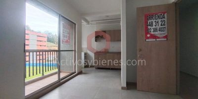 Arriendo apartamento de 3 alcobas , 3closet,2 baños ,sala comedor ,cocina integral, zona de ropas ,balcón,parqu8eadero Información sujeta a cambios. Las imágenes de muebles, enseres, decoración y demás elementos son una referencia.Arrienda Activos y Bienes, Inmobiliaria experta en administración, arrendamiento y venta de apartamentos, casas, locales, bodegas y oficinas en el Oriente Antioqueño, Medellín y toda el área Metropolitana.