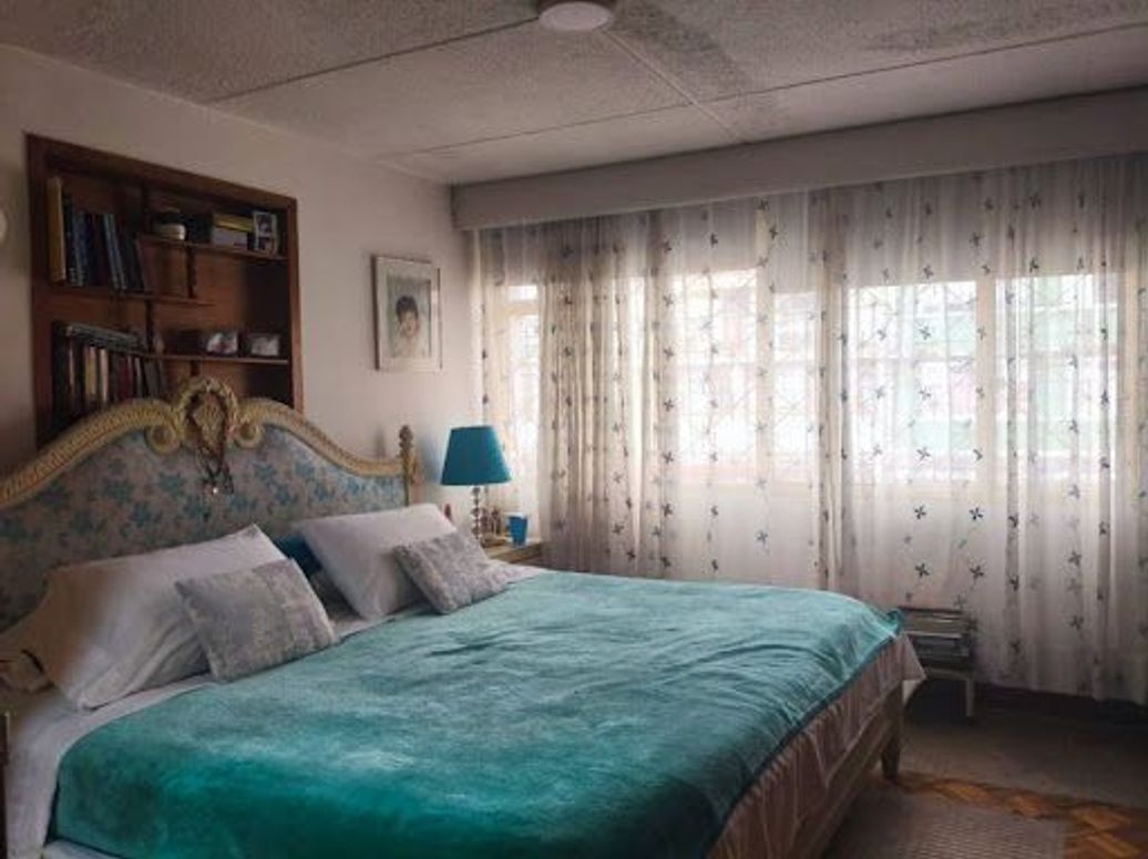 Casa de 7 alcobas en venta en Santa Isabel, Bogotá, 273 m² · foto 10 de 20