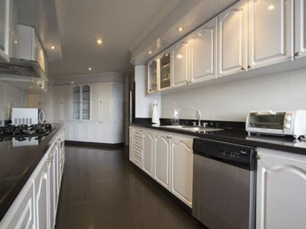 Apartamento de 4 alcobas en venta en Chicó Alto, Bogotá, 355 m² · foto 4 de 20