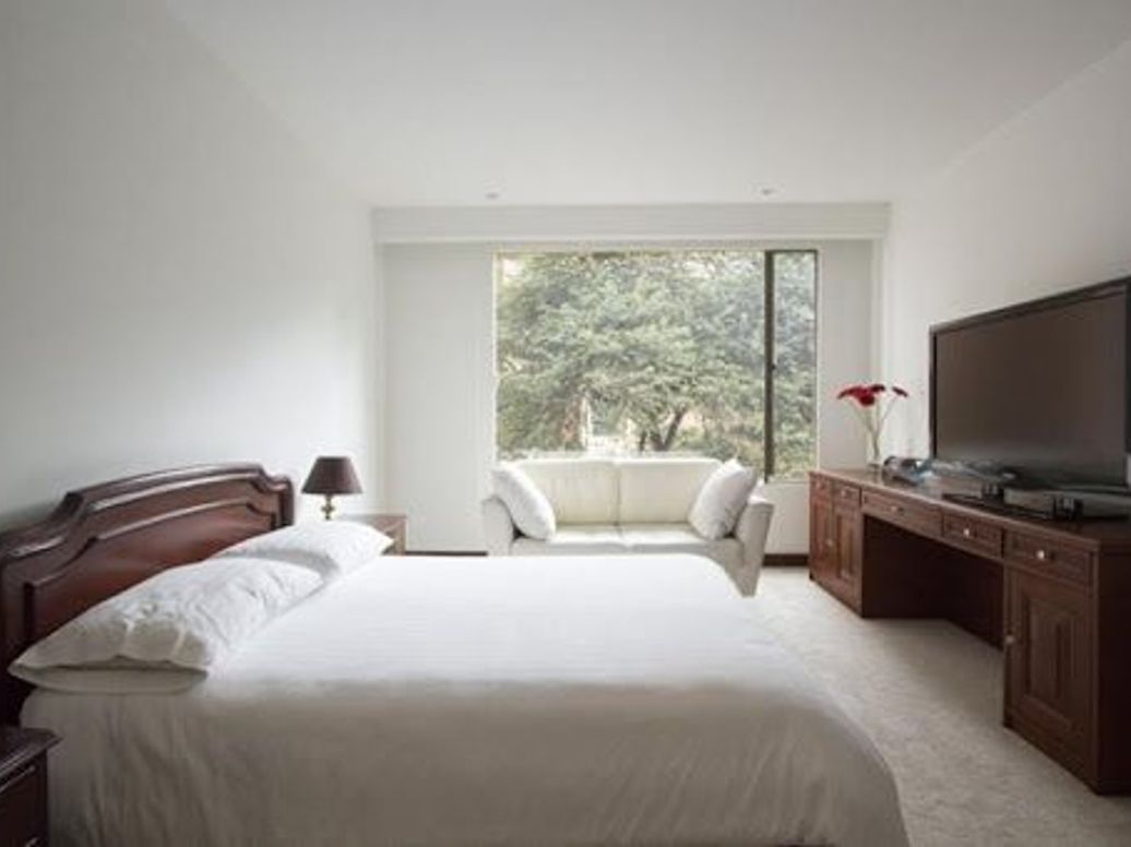 Apartamento de 4 alcobas en venta en Chicó Alto, Bogotá, 355 m² · foto 9 de 20