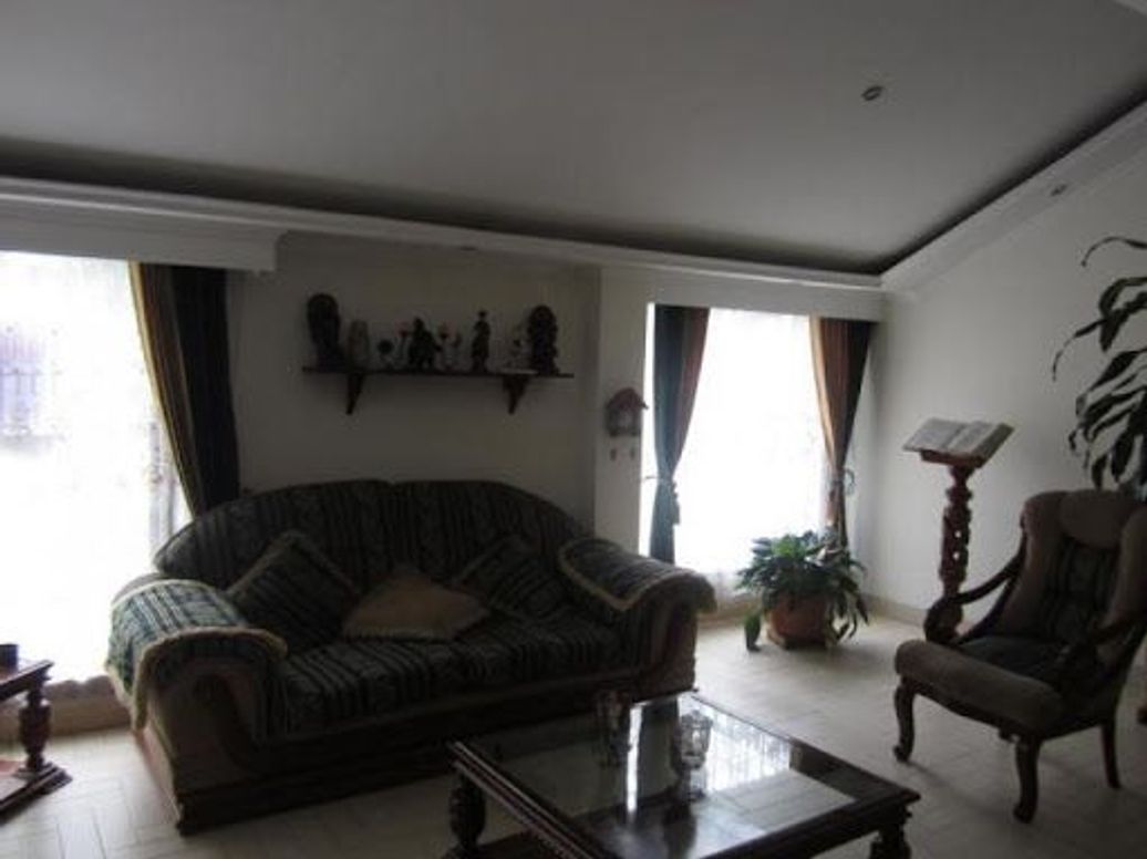 Casa de 4 alcobas en venta en Alhambra, Bogotá, 346 m² · foto 7 de 18
