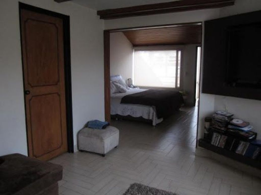 Casa de 4 alcobas en venta en Alhambra, Bogotá, 346 m² · foto 13 de 18