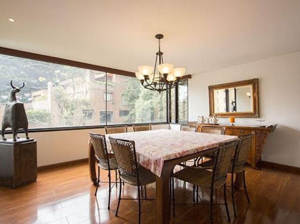 Apartamento de 3 alcobas en venta en El Refugio De Suba, Bogotá, 224 m² · foto 8 de 15