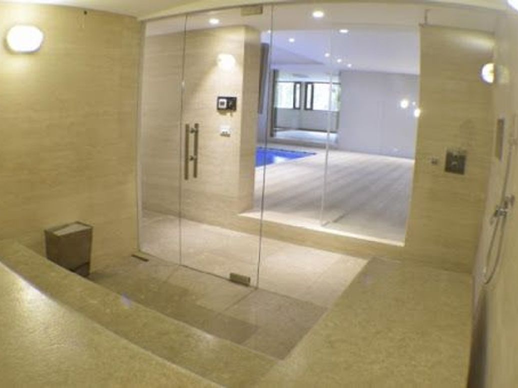 Casa de 4 alcobas en venta en Chicó Reservado, Bogotá · foto 11 de 14