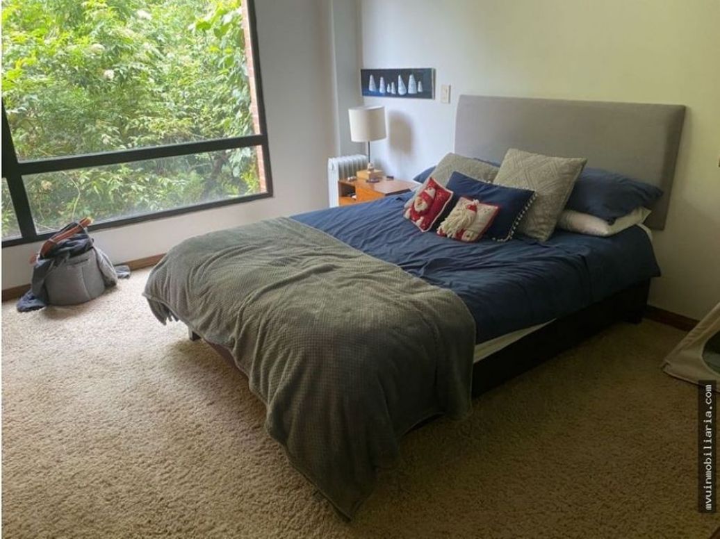 Apartamento de 3 alcobas en venta en Los Rosales, Bogotá, 192 m² · foto 7 de 14