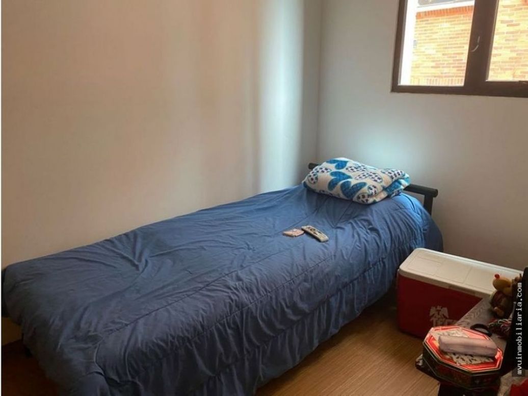 Apartamento de 3 alcobas en venta en Los Rosales, Bogotá, 192 m² · foto 9 de 14