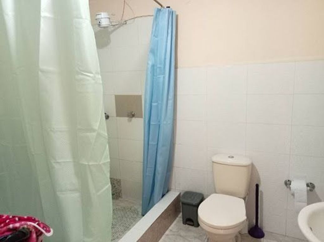 Casa de 13 alcobas en venta en La Laguna, Bogotá, 317 m² · foto 17 de 18