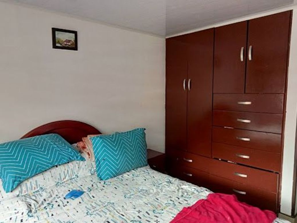 Casa de 13 alcobas en venta en La Laguna, Bogotá, 317 m² · foto 11 de 18