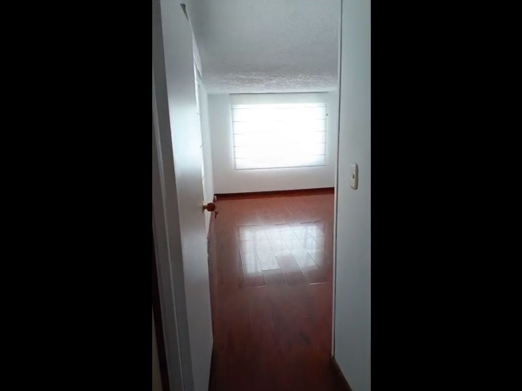 Casa de 5 alcobas en venta en Villa Claudia, Bogotá, 180 m² · foto 7 de 20